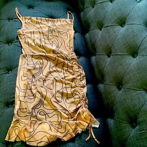 Abstract scoop neck mini dress